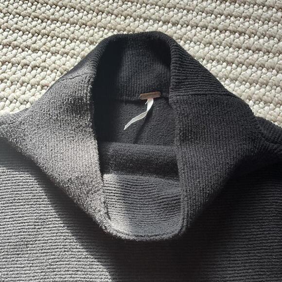 Free People Ottoman Slouchy Oversized Tunic/Sweater - Picture 3 of 6